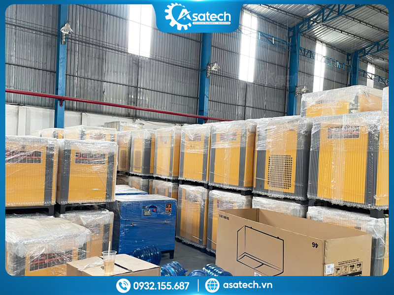 Kho máy nén khí trục vít cho nhà máy cơ khí Kho máy nén khí trục vít