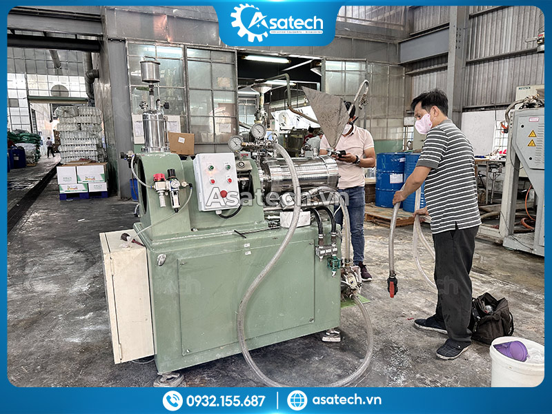 CÔNG TY TNHH TM & SX HAI - LONG AN 1 Bàn giao máy nghiền thuốc trừ sâu 15L tại Hai - Long An