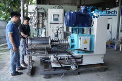 Máy Nghiền Bi Kiểu Đũa Rucca SF30 30L 45kW – Máy nghiền công nghiệp hiệu suất cao cho sơn, mực in, hóa chất